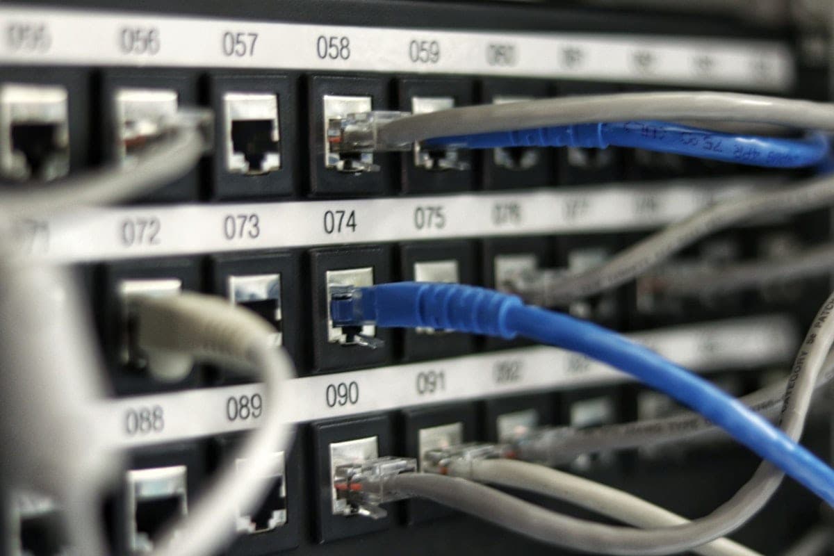 Structured cabling ve patch panel düzeni